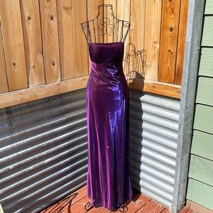 Blondie Nites by Jaslene Dress - Women’s size 3-4 - Floor length - Purple
